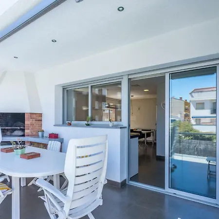 Homeholidaysrentals Essence Pineda de Mar