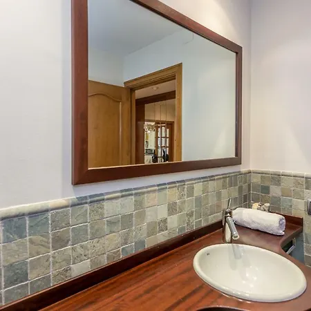 Homeholidaysrentals Essence