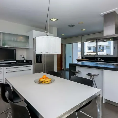 Homeholidaysrentals Essence Semesterbostad *
