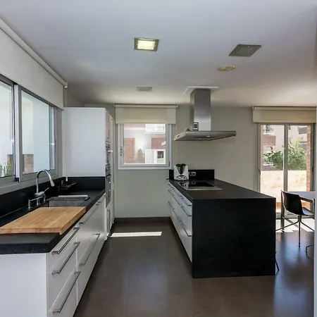 Homeholidaysrentals Essence Semesterbostad Pineda de Mar
