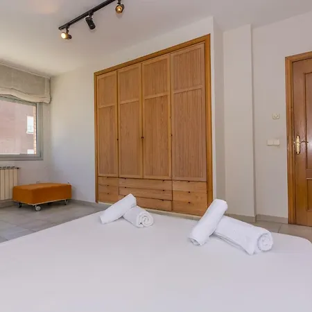 Homeholidaysrentals Essence