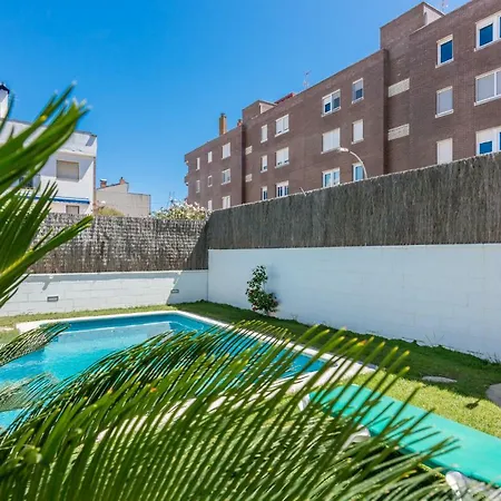 Semesterbostad Homeholidaysrentals Essence *